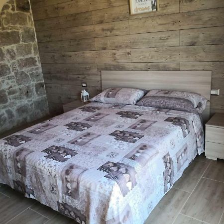 B&B Gli Ulivi SantʼAnna Arresi Kültér fotó
