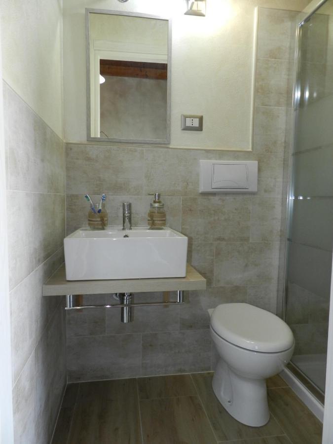 B&B Gli Ulivi SantʼAnna Arresi Kültér fotó