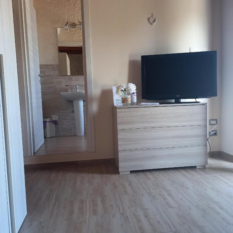 B&B Gli Ulivi SantʼAnna Arresi Kültér fotó