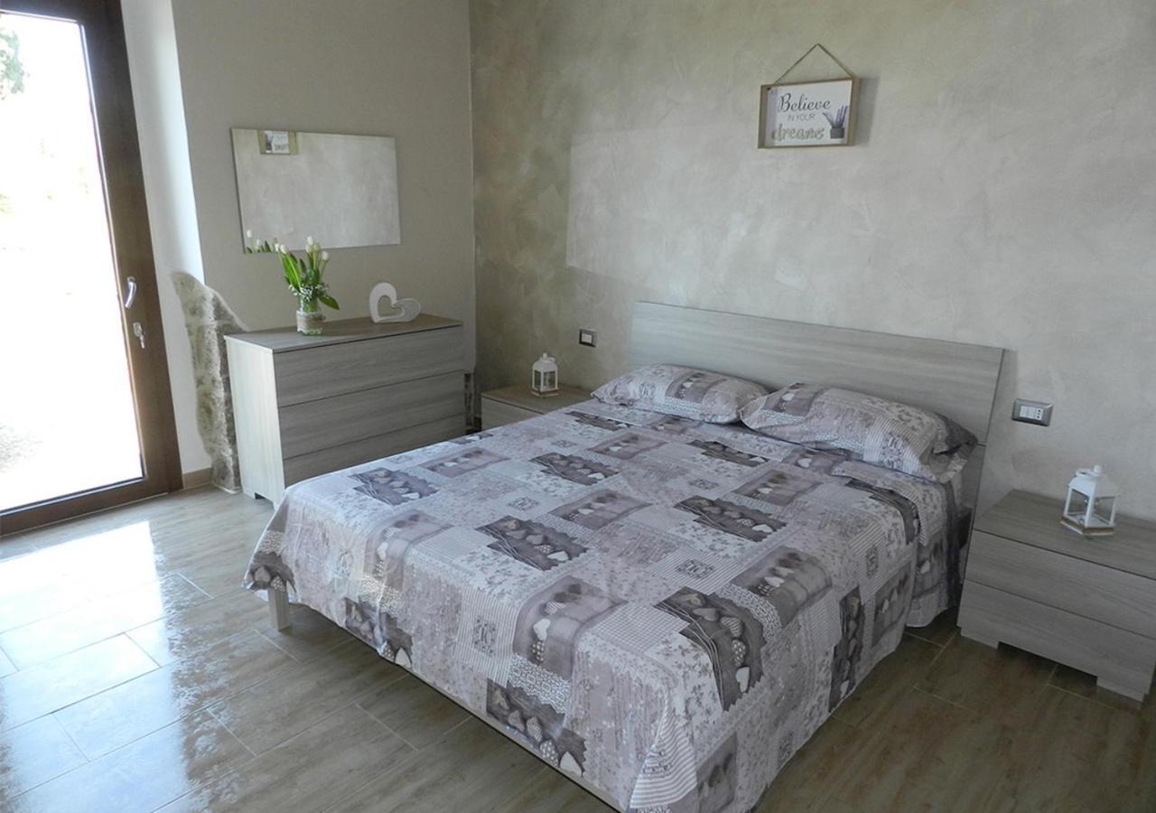 B&B Gli Ulivi SantʼAnna Arresi Kültér fotó